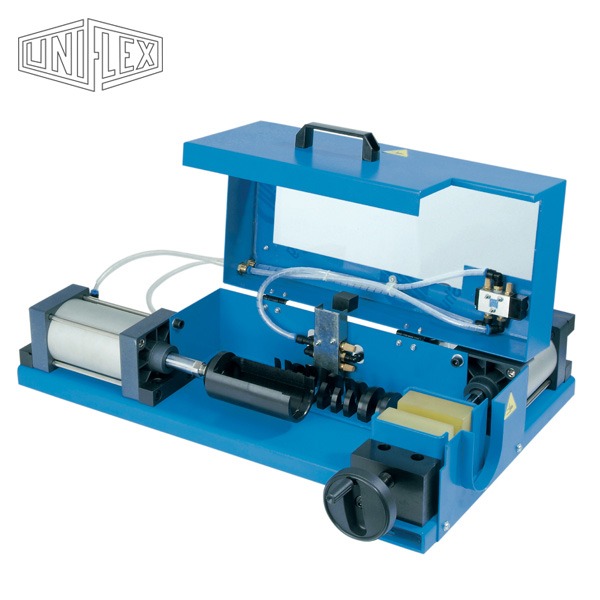 Hose Nipple Inserting Machine, Manual / Automatic - UNE 10, UNE 115